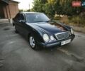 Синий Мерседес Е-Класс, объемом двигателя 2.2 л и пробегом 500 тыс. км за 2750 $, фото 3 на Automoto.ua
