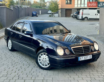 Мерседес Е-Класс 2001 в Ивано-Франковске на Automoto.ua Синий Мерседес Е-Класс, объемом двигателя 3.2 л и пробегом 350 тыс. км за 3800 $, фото 2 на Automoto.ua