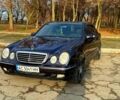 Синий Мерседес Е-Класс, объемом двигателя 3.2 л и пробегом 400 тыс. км за 4800 $, фото 1 на Automoto.ua