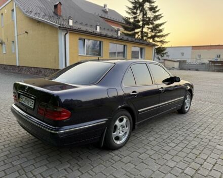 Мерседес Е-Класс 2001 в Львове на Automoto.ua Синий Мерседес Е-Класс, объемом двигателя 2.7 л и пробегом 347 тыс. км за 7300 $, фото 4 на Automoto.ua