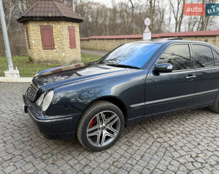 Синий Мерседес Е-Класс, объемом двигателя 2.7 л и пробегом 350 тыс. км за 6700 $, фото 11 на Automoto.ua