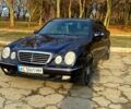 Синій Мерседес Е-Клас, об'ємом двигуна 3.2 л та пробігом 400 тис. км за 6600 $, фото 1 на Automoto.ua