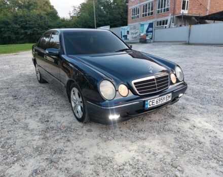 Синий Мерседес Е-Класс, объемом двигателя 2.1 л и пробегом 380 тыс. км за 4700 $, фото 5 на Automoto.ua