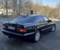 Синій Мерседес Е-Клас, об'ємом двигуна 2.1 л та пробігом 340 тис. км за 3388 $, фото 2 на Automoto.ua