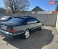 Синий Мерседес Е-Класс, объемом двигателя 3.2 л и пробегом 380 тыс. км за 7000 $, фото 6 на Automoto.ua