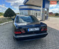 Мерседес Е-Класс 2001 в Жовкве на Automoto.ua Синий Мерседес Е-Класс, объемом двигателя 2.69 л и пробегом 299 тыс. км за 3649 $, фото 5 на Automoto.ua