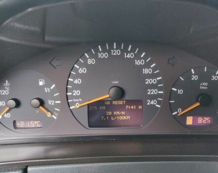 Синий Мерседес Е-Класс, объемом двигателя 2.1 л и пробегом 380 тыс. км за 4700 $, фото 21 на Automoto.ua