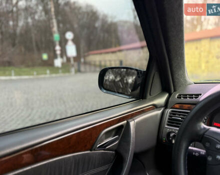 Синий Мерседес Е-Класс, объемом двигателя 2.7 л и пробегом 350 тыс. км за 6700 $, фото 27 на Automoto.ua