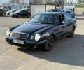 Синий Мерседес Е-Класс, объемом двигателя 2.1 л и пробегом 250 тыс. км за 2550 $, фото 1 на Automoto.ua