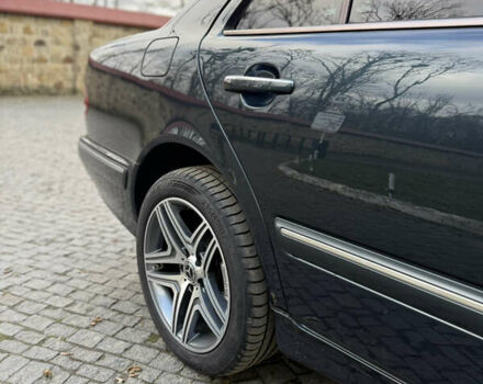 Синий Мерседес Е-Класс, объемом двигателя 2.7 л и пробегом 350 тыс. км за 6700 $, фото 5 на Automoto.ua