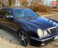 Синій Мерседес Е-Клас, об'ємом двигуна 3.2 л та пробігом 400 тис. км за 5450 $, фото 5 на Automoto.ua