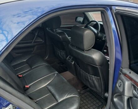 Синий Мерседес Е-Класс, объемом двигателя 2 л и пробегом 300 тыс. км за 3800 $, фото 8 на Automoto.ua