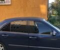 Синий Мерседес Е-Класс, объемом двигателя 2.15 л и пробегом 319 тыс. км за 2300 $, фото 9 на Automoto.ua
