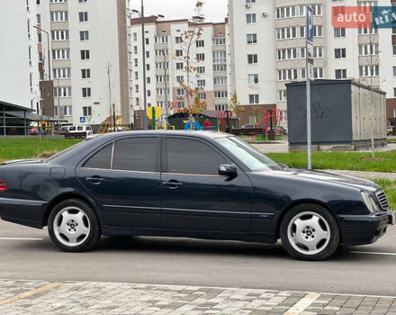 Синій Мерседес Е-Клас, об'ємом двигуна 2.2 л та пробігом 250 тис. км за 4000 $, фото 8 на Automoto.ua