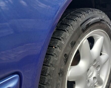 Синий Мерседес Е-Класс, объемом двигателя 2 л и пробегом 300 тыс. км за 3800 $, фото 11 на Automoto.ua