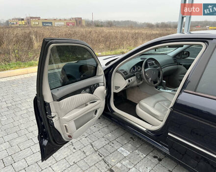 Синій Мерседес Е-Клас, об'ємом двигуна 2.6 л та пробігом 246 тис. км за 6990 $, фото 8 на Automoto.ua