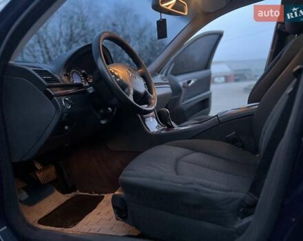 Синій Мерседес Е-Клас, об'ємом двигуна 2.6 л та пробігом 300 тис. км за 5250 $, фото 35 на Automoto.ua