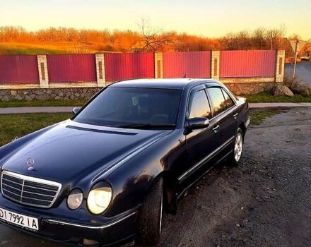 Синий Мерседес Е-Класс, объемом двигателя 2.2 л и пробегом 374 тыс. км за 4800 $, фото 2 на Automoto.ua
