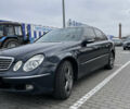 Синий Мерседес Е-Класс, объемом двигателя 2.7 л и пробегом 250 тыс. км за 6000 $, фото 1 на Automoto.ua
