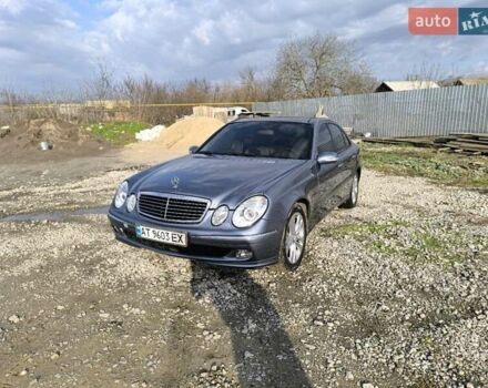 Синий Мерседес Е-Класс, объемом двигателя 3.2 л и пробегом 378 тыс. км за 11900 $, фото 18 на Automoto.ua