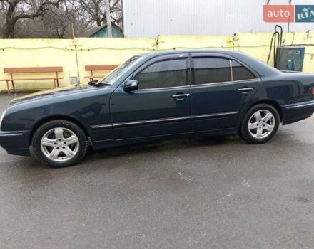 Синий Мерседес Е-Класс, объемом двигателя 3.23 л и пробегом 400 тыс. км за 5000 $, фото 6 на Automoto.ua