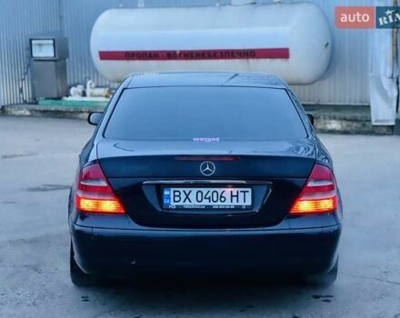 Синій Мерседес Е-Клас, об'ємом двигуна 2.6 л та пробігом 300 тис. км за 5250 $, фото 10 на Automoto.ua