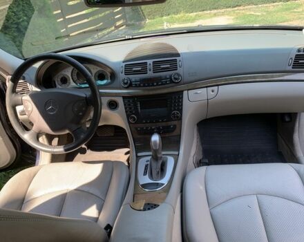 Синій Мерседес Е-Клас, об'ємом двигуна 2.7 л та пробігом 368 тис. км за 8500 $, фото 7 на Automoto.ua