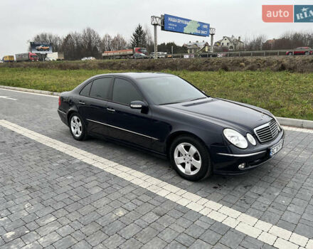 Синій Мерседес Е-Клас, об'ємом двигуна 2.6 л та пробігом 246 тис. км за 6990 $, фото 1 на Automoto.ua