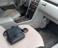 Синий Мерседес Е-Класс, объемом двигателя 3.23 л и пробегом 400 тыс. км за 5000 $, фото 13 на Automoto.ua