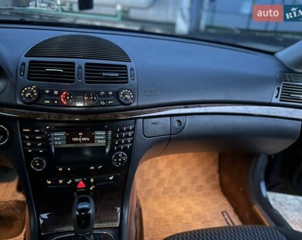 Синій Мерседес Е-Клас, об'ємом двигуна 2.6 л та пробігом 300 тис. км за 5250 $, фото 59 на Automoto.ua