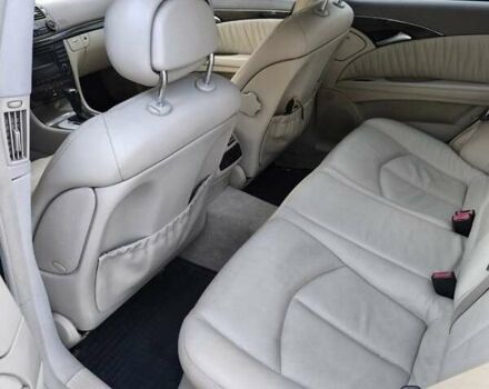 Синий Мерседес Е-Класс, объемом двигателя 3.2 л и пробегом 378 тыс. км за 11900 $, фото 33 на Automoto.ua