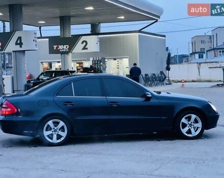 Синій Мерседес Е-Клас, об'ємом двигуна 2.6 л та пробігом 300 тис. км за 5250 $, фото 14 на Automoto.ua