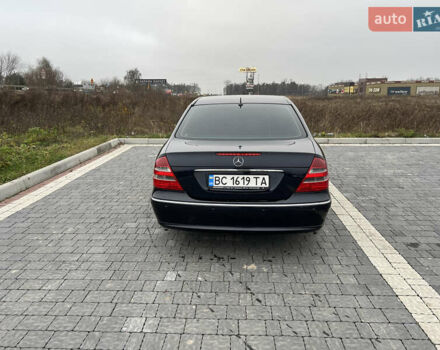 Синій Мерседес Е-Клас, об'ємом двигуна 2.6 л та пробігом 246 тис. км за 6990 $, фото 4 на Automoto.ua