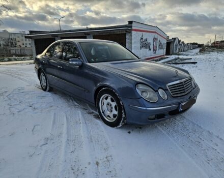 Синий Мерседес Е-Класс, объемом двигателя 2.7 л и пробегом 400 тыс. км за 2800 $, фото 1 на Automoto.ua