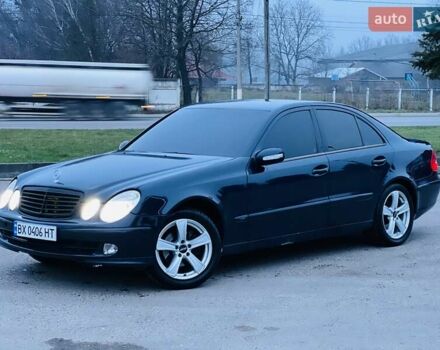Синій Мерседес Е-Клас, об'ємом двигуна 2.6 л та пробігом 300 тис. км за 5250 $, фото 2 на Automoto.ua