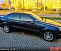 Синий Мерседес Е-Класс, объемом двигателя 2.6 л и пробегом 276 тыс. км за 6800 $, фото 2 на Automoto.ua