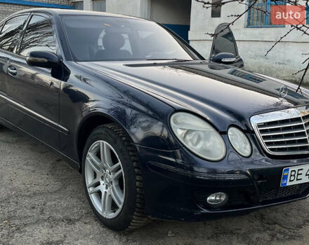 Синий Мерседес Е-Класс, объемом двигателя 2.69 л и пробегом 300 тыс. км за 5333 $, фото 9 на Automoto.ua