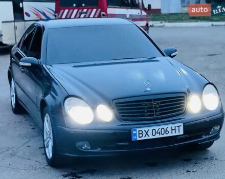 Синій Мерседес Е-Клас, об'ємом двигуна 2.6 л та пробігом 300 тис. км за 5250 $, фото 18 на Automoto.ua