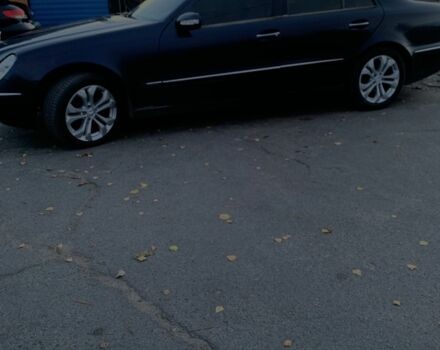 Синий Мерседес Е-Класс, объемом двигателя 2.7 л и пробегом 460 тыс. км за 6000 $, фото 5 на Automoto.ua