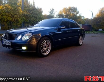 Синий Мерседес Е-Класс, объемом двигателя 2.1 л и пробегом 400 тыс. км за 6700 $, фото 5 на Automoto.ua