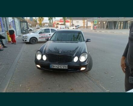 Синий Мерседес Е-Класс, объемом двигателя 2.7 л и пробегом 1000 тыс. км за 6000 $, фото 7 на Automoto.ua