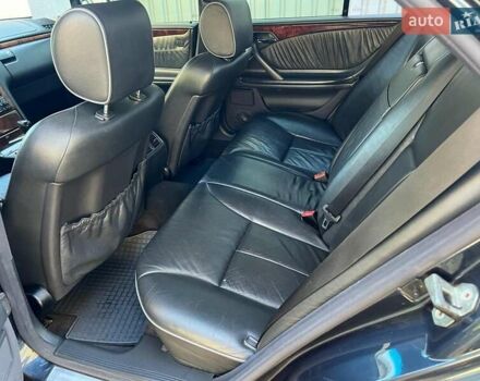 Синій Мерседес Е-Клас, об'ємом двигуна 2.8 л та пробігом 241 тис. км за 8490 $, фото 19 на Automoto.ua