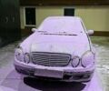 Синій Мерседес Е-Клас, об'ємом двигуна 2.6 л та пробігом 350 тис. км за 4494 $, фото 1 на Automoto.ua
