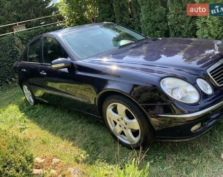 Синий Мерседес Е-Класс, объемом двигателя 2.7 л и пробегом 368 тыс. км за 8500 $, фото 1 на Automoto.ua