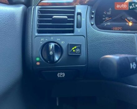Синій Мерседес Е-Клас, об'ємом двигуна 2.8 л та пробігом 241 тис. км за 8490 $, фото 12 на Automoto.ua