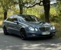 Синий Мерседес Е-Класс, объемом двигателя 3.2 л и пробегом 500 тыс. км за 6281 $, фото 3 на Automoto.ua