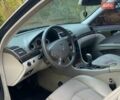 Синий Мерседес Е-Класс, объемом двигателя 2.69 л и пробегом 239 тыс. км за 7400 $, фото 16 на Automoto.ua