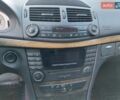 Синий Мерседес Е-Класс, объемом двигателя 2.1 л и пробегом 270 тыс. км за 5950 $, фото 46 на Automoto.ua