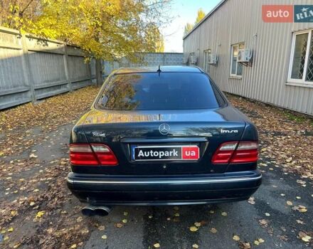 Синій Мерседес Е-Клас, об'ємом двигуна 2.8 л та пробігом 241 тис. км за 8490 $, фото 5 на Automoto.ua
