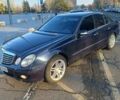 Синий Мерседес Е-Класс, объемом двигателя 2.7 л и пробегом 325 тыс. км за 5300 $, фото 3 на Automoto.ua